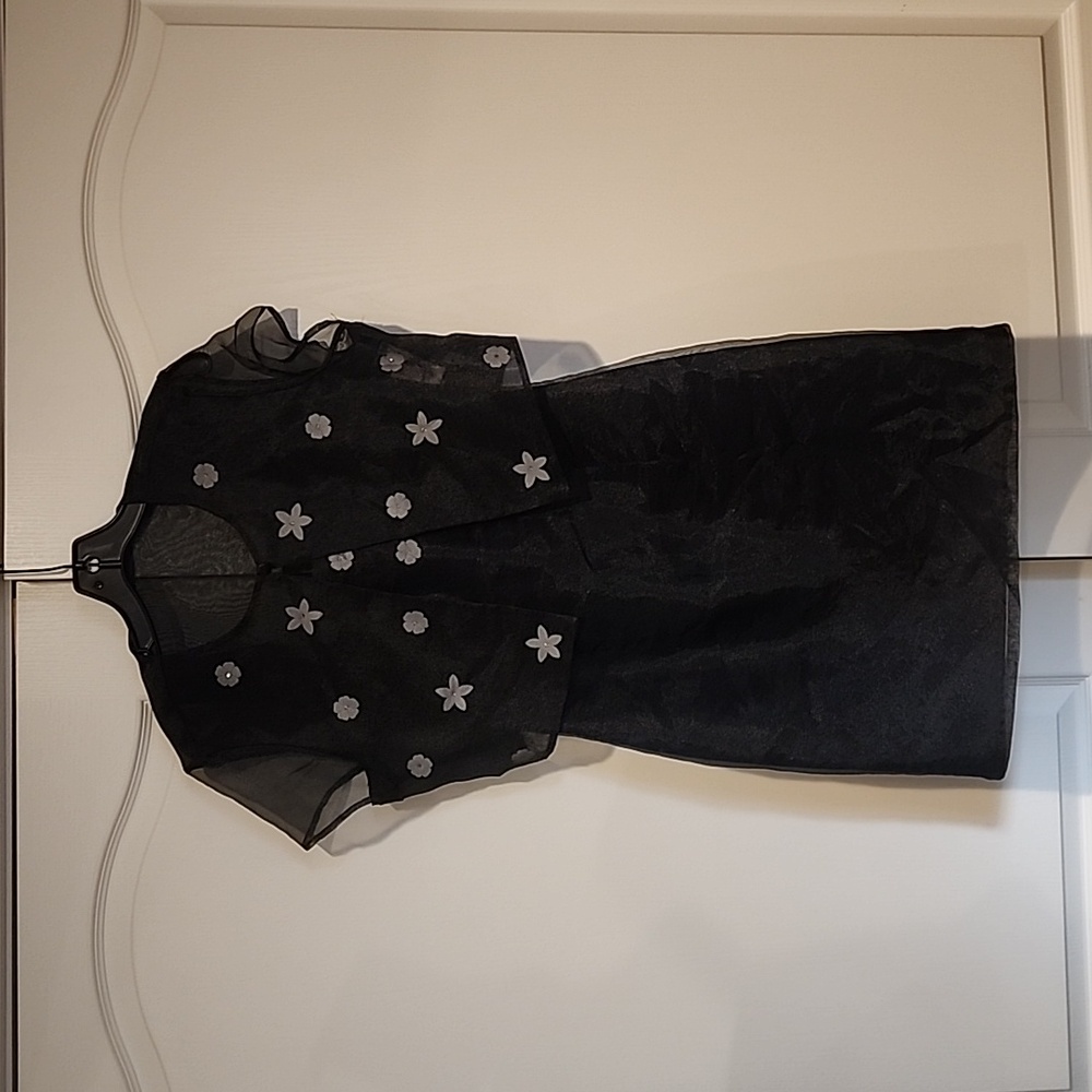 J.R. Nites by Caliendo Dress and jacket. Black with gray flowers. Size 8